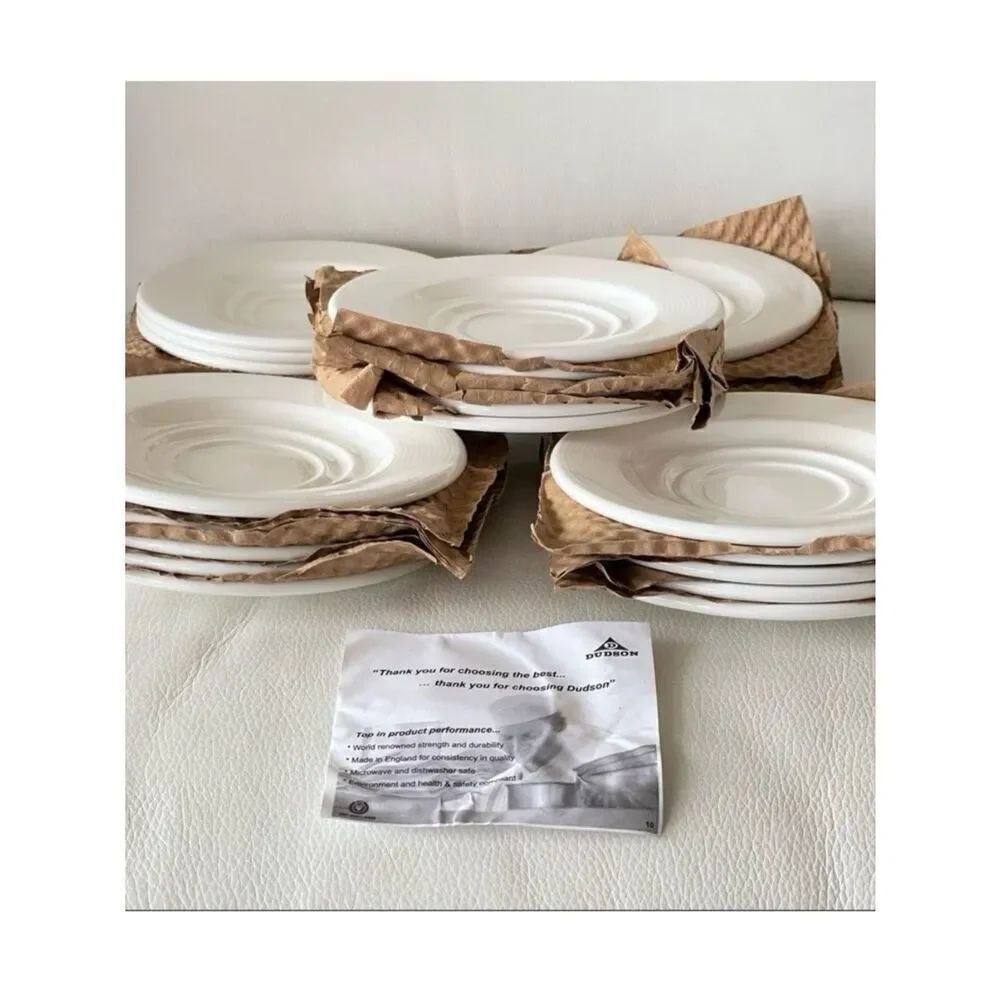 New in Box DUDSON 24 Pieces (2 Dozen) EP205 6.25”Round Evo Plate - Ceramic Pearl